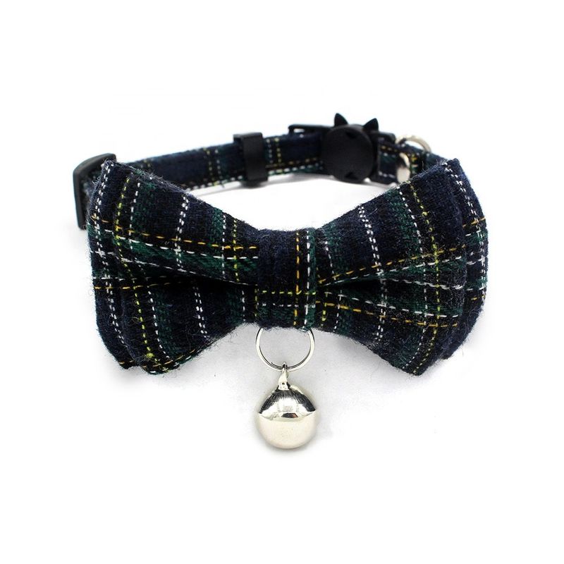 Scottish Tartan Bowtie Klamra bezpieczeństwa dla kota z dzwonkiem Regulacja szerokości 13-22 cm